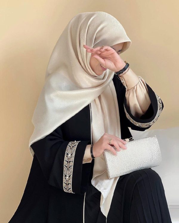 مانتو عبایی جلوباز مشکی 2100149 - Image 3