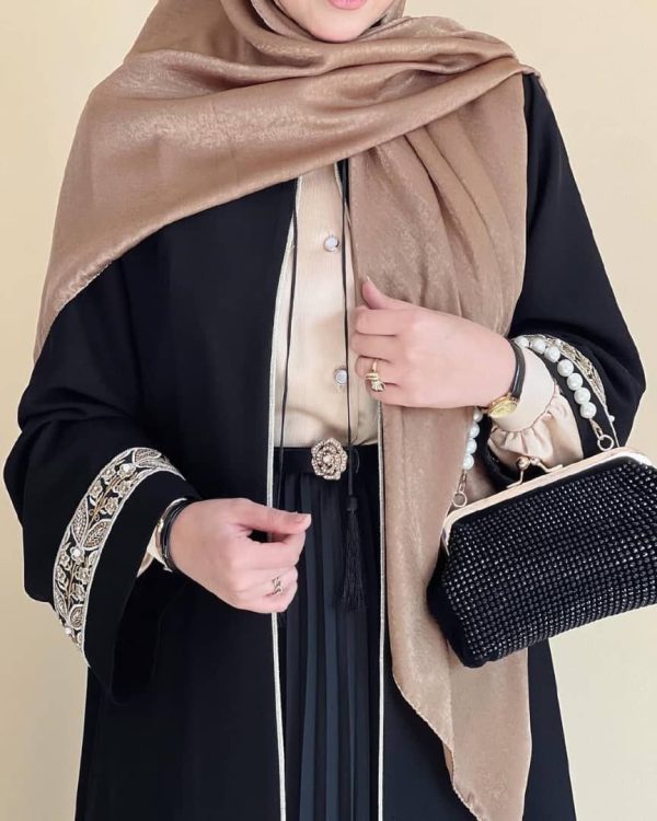 مانتو عبایی جلوباز مشکی 2100149 - Image 5
