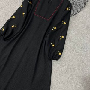 پیراهن زنانه و دخترانه آستین گلدوزی شیک3100647