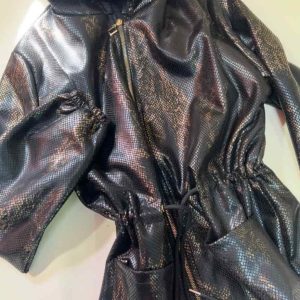 مانتو بارونی پوست ماری کلاه دار f7080101