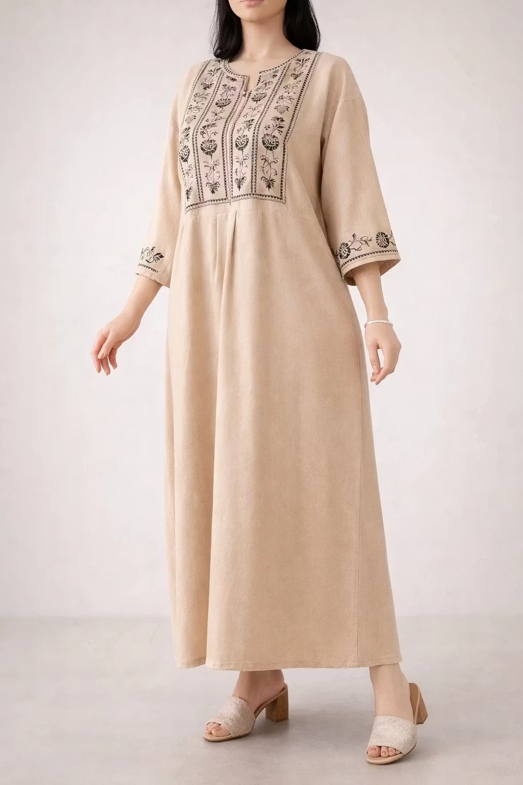 مانتو زنانه لینن بلند سینه طرح جنس لینن گرم بالا کرم 74455